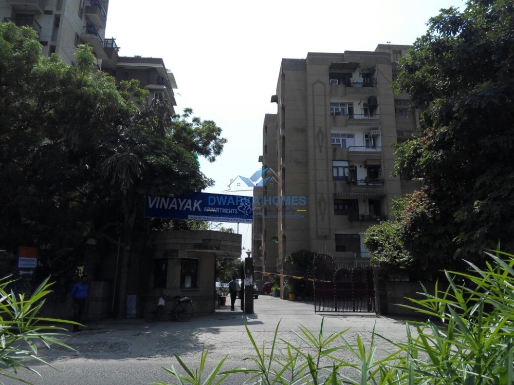 4 Bedroom  3 Bathroom  flat for sale in Vinayak Apartment sector 10 Dwarka, New Delhi